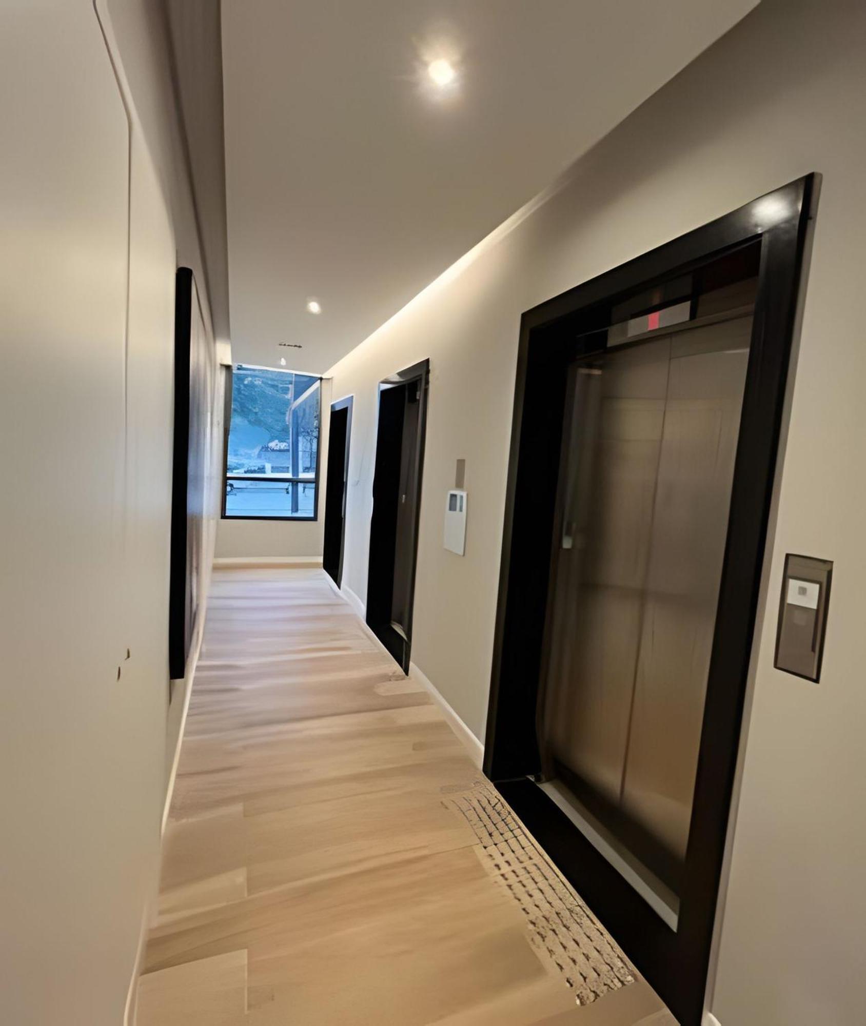 Apartamento Loft / Sp Think / 9 Andar 904 *